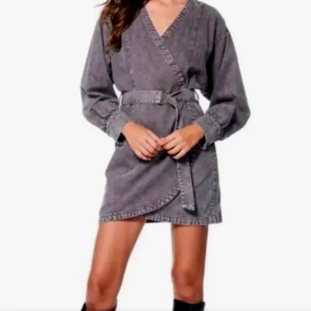 NWOT Grey denim wrap dress by Young Fabulous & Broke. Size Medium